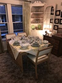 Vintage 1950's Blonde Wood Drop Leaf Table With Four Chairs Leaves And Pads