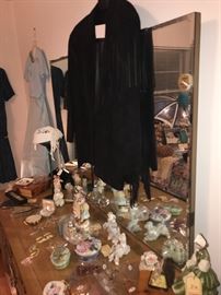 Lots Of Vintage Coats And Dresses ~ Just In Time For Halloween
