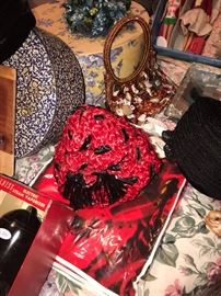 Assorted Vintage Womens Hats