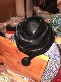 Vintage Womens Hats ~ So Cute