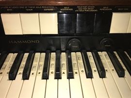 Vintage 1950's Hammond Organ With Bench