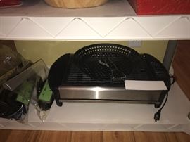 Assorted Kitchen Items