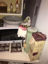 Assorted Kitchen Items