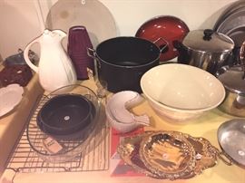 Assorted Quality Kitchen Ware And Bake Ware Items