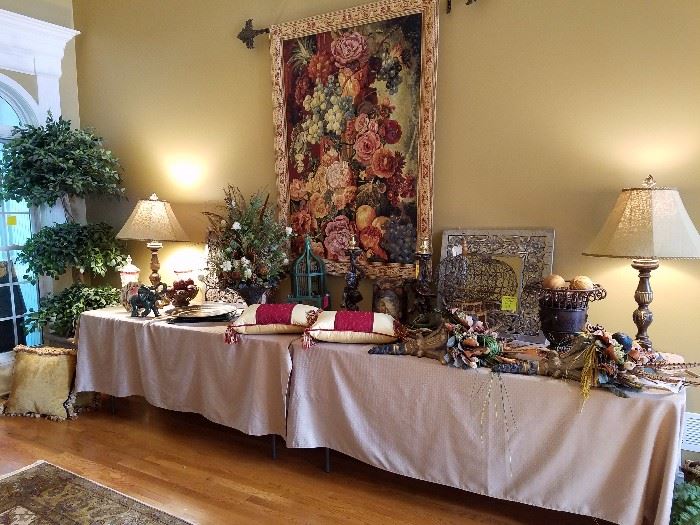 Lots and lots of great accessories and beautiful tapestry from Ethan Allen.
