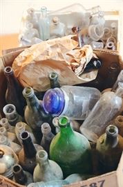Antique & Vintage Glass Bottles & Jars