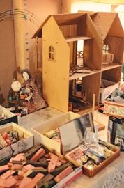 Dollhouse (Unfinished), Dollhouse Furniture (unfinished), Dollhouse Parts, Wood Craft Pieces