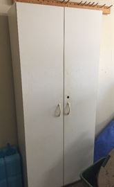 Storage cabinet