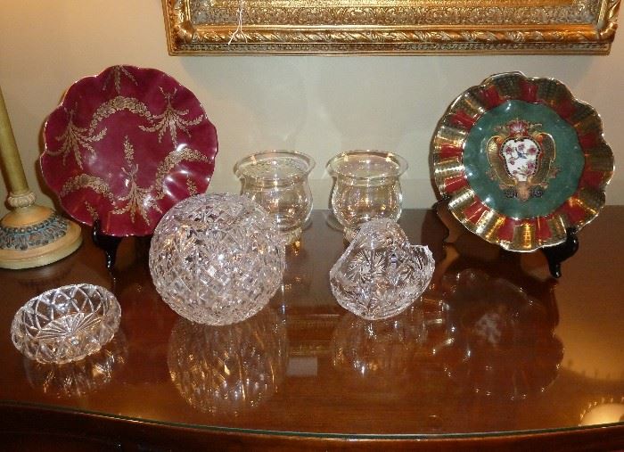 Crystal, glass and tabletop decor