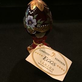 Fenton Egg