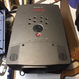 EIKI LC-XG210 projector 