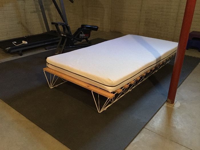Twin bed frame with mattress 