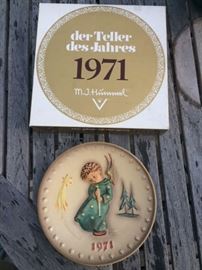 1971 First Edition Hummel Plate