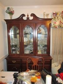 KELLER DINING ROOM SUITE