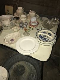 Pottery, stoneware, glassware