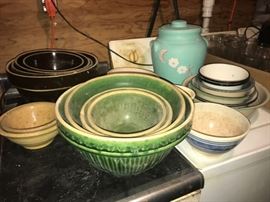 Pottery Mixing Bowls