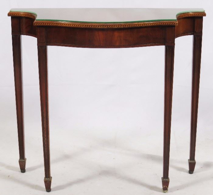 285  SHERATON STYLE, MAHOGANY SIDE TABLE WITH GLASS TOP H 33", W 36", D 13"