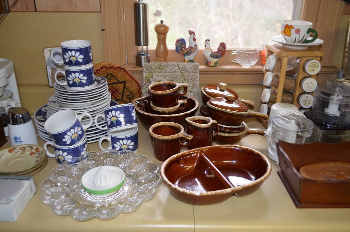 Oneida "Spring Daisy"; Hull brown drip glaze pottery