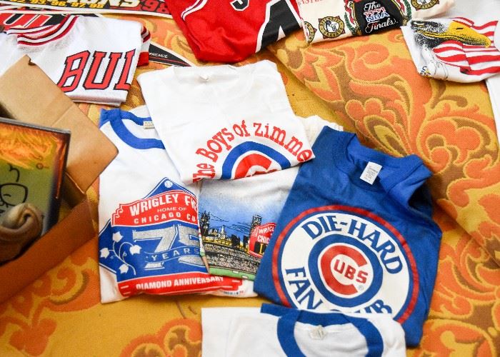 Chicago Cubs T-Shirts