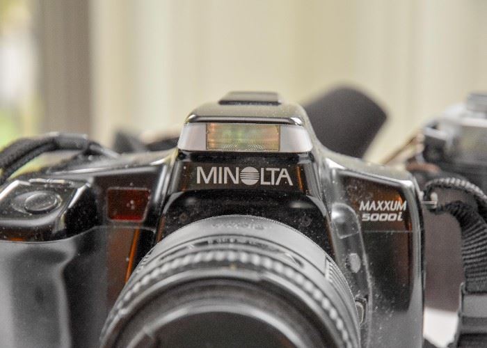 Minolta Maxxum 5000i SLR Camera