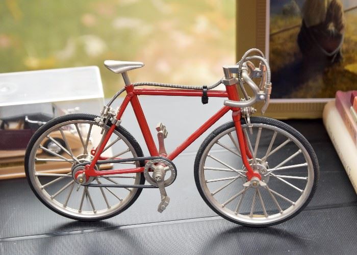 10-Speed Bicycle Model