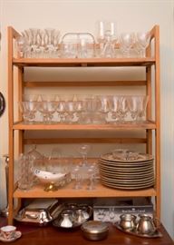 Glassware / Serving / Dinner Plates
