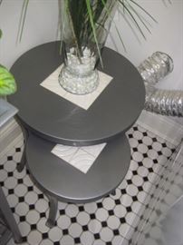 ACCENT FURNITURE SEPARATES