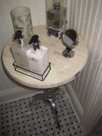 ACCENT FURNITURE SEPARATES