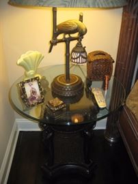 THOMASVILLE HEMINGWAY BEDROOM SUITE COMPLETE WITH DRESSERS AND NIGHT TABLES