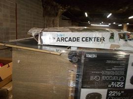 Huge Pallet Home Goods