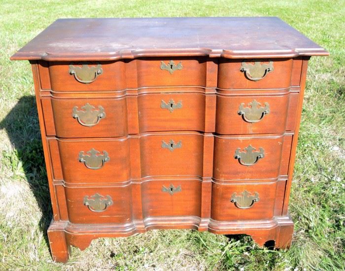 Custom Colonial Mahogany Block Front Four Drawer Bureau.  
High bracket base completed with bat wing pulls.  36” x 21” x 31” tall. 