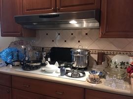 Kitchenware for Cooking and Serving