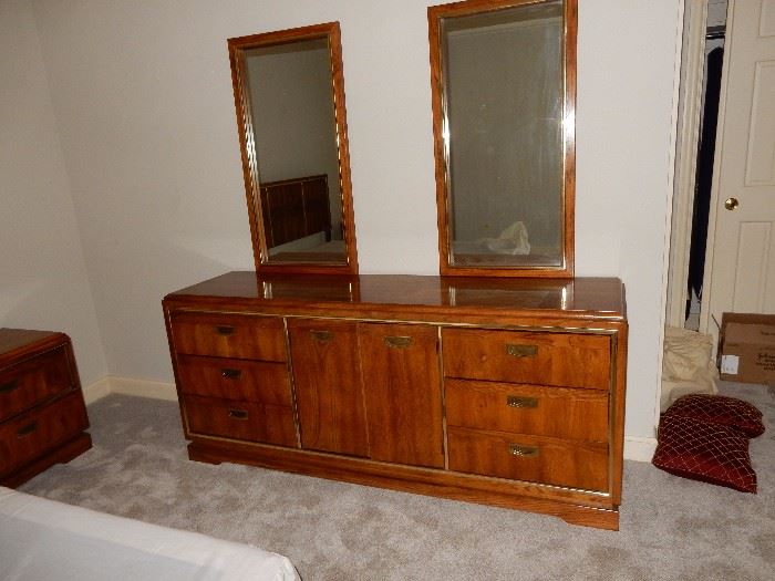 OAK AND BRASS MODERN BEDROOM SUITE $ 600.00
Includes Queen Sized Headboard and Frame, Pair of Night Stands and Dresser with Mirror
