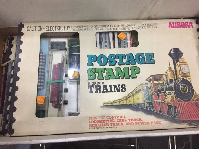 N guage Aurora Postage Stamp entire train set plus extra pieces