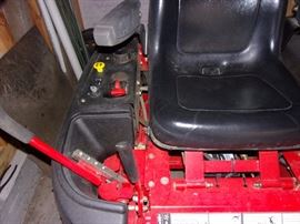 Snapper Zero Turn Mower 44 inch deck 238.5hours, Kohler command 8hp approx 6 years old