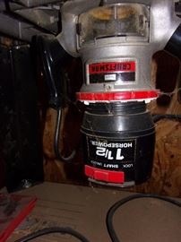 Craftsman router
