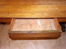 Antique oak table with drawer with scroll feet