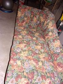 Floral Tufted scroll arm chaise excellent condition