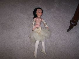 BALLERINA DOLL--NEEDS RESTRUNG
