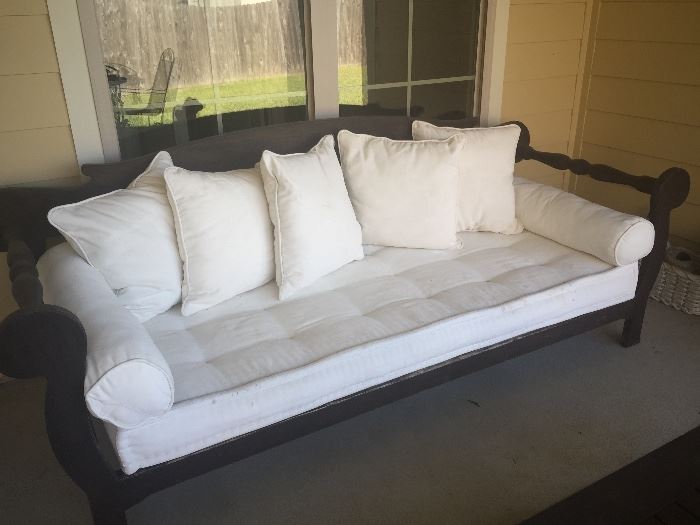 Walker Lake Subdivision Lafayette LA Estate Sale starts on 11/10/2017