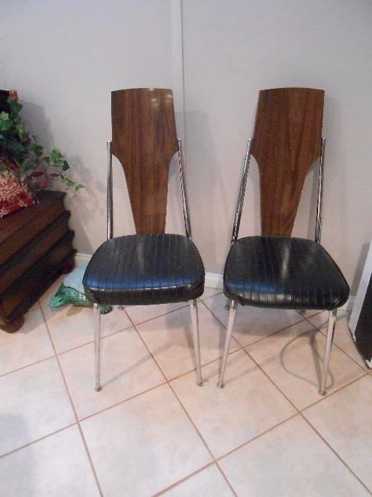 Pair 70's chairs
