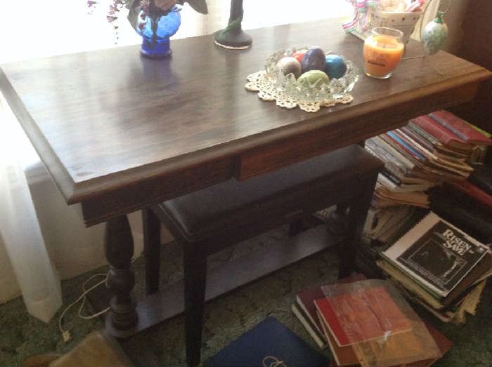 Antique Table $ 160.00