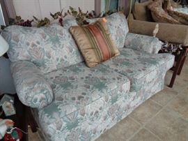 loveseat