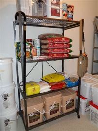 storage and survivalist food