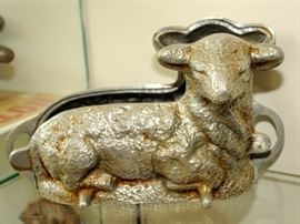 LARGE LAMB CHOCOLATE MOLD 