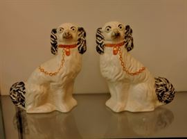 STAFFORDSHIRE SPANIELS