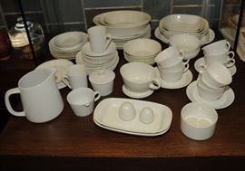  VINTAGE ARABIA FINLAND CREAM WHITE TEEMA DINNERWARE ~  KAJ FRANCK 1952