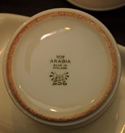 VINTAGE ARABIA FINLAND CREAM WHITE TEEMA DINNERWARE ~  KAJ FRANCK 1952ARE