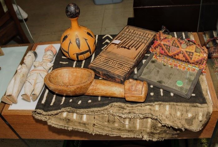 TRIBAL AFRICAN ITEMS