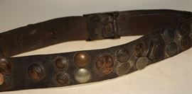 WWI GERMAN "HATE BELT" SOUVENIR BELT 31 BUTTONS + 3 SPENT BULLETS